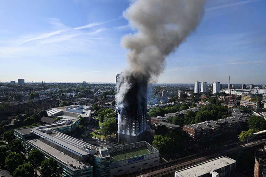 Catholic leaders pray for London fire victims, offer assistance