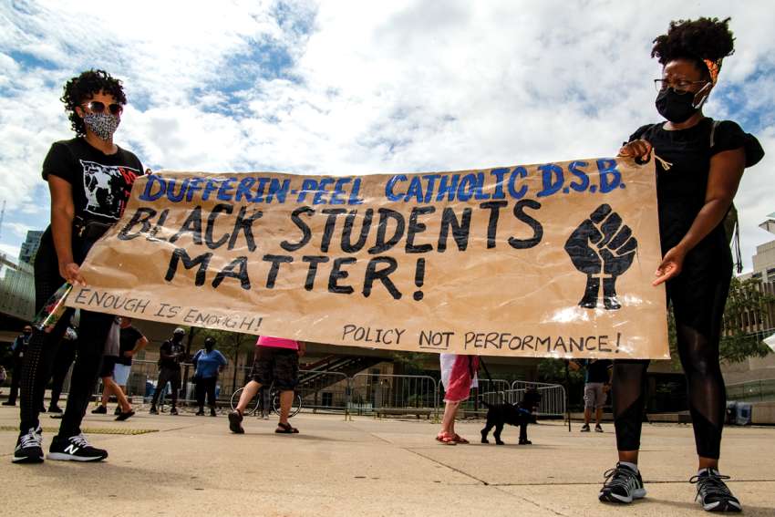 London board reintroduces police in schools