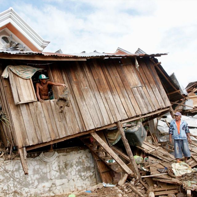 Catholics work to provide housing for Filipinos displaced by flooding 
