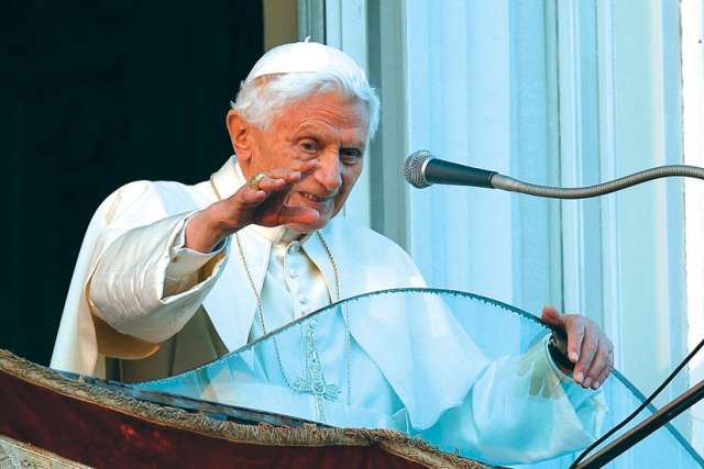 Give a gift of Ratzinger's brilliance