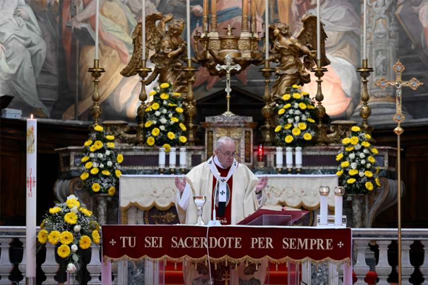 Now is time to build new world without inequality Pope Francis says