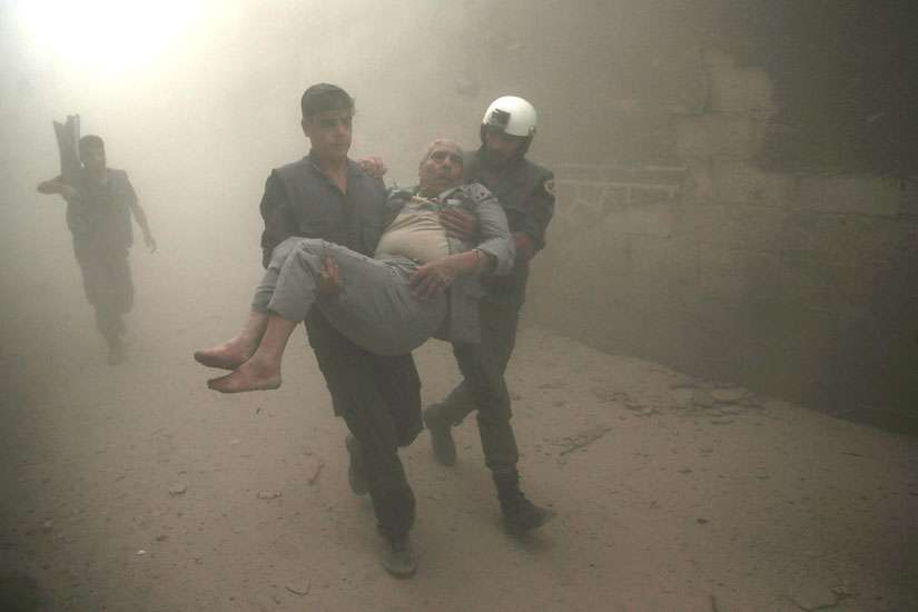 End 'inhumane' hostilities now, rescue civilians in Syria, Pope pleads