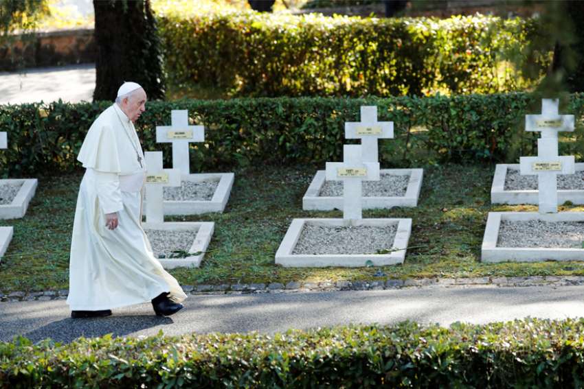 Tombs of fallen soldiers are cry for peace, pope says on All Souls' feast