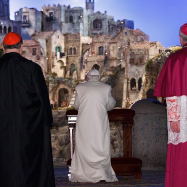Despite evil, human beings are hard-wired for peace, pope says 