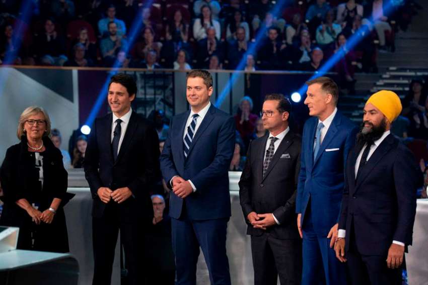 Federal leaders tread lightly on Bill 21