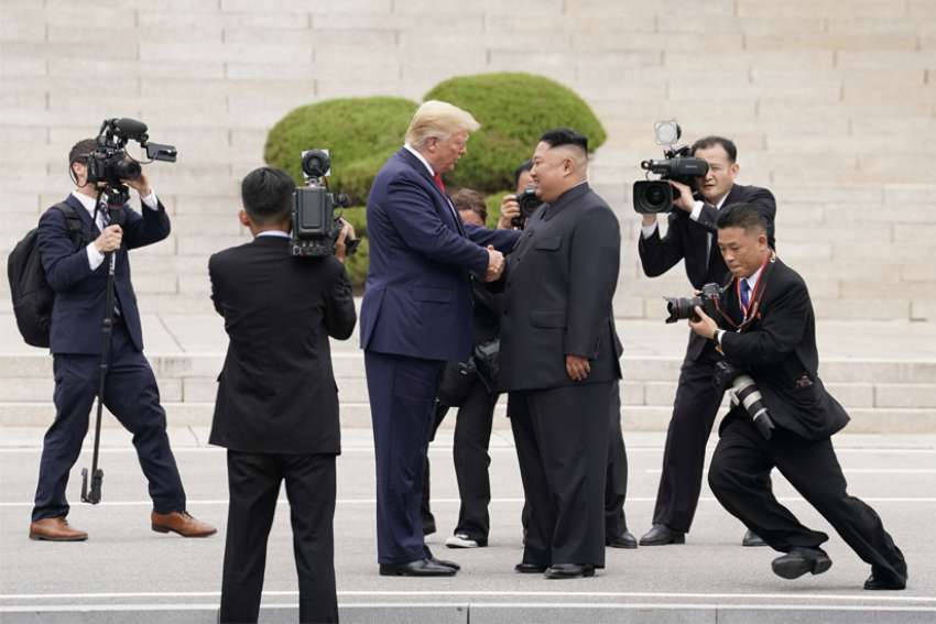 Pope Francis applauds Trump, Kim meeting in North Korea