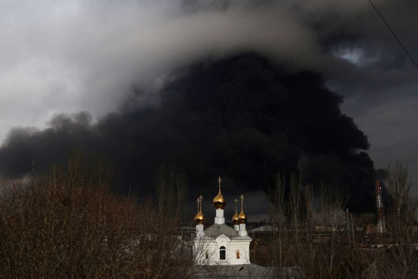 Ukrainian government says it will investigate Orthodox linked to Moscow