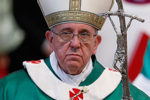 Pope Francis blasts arms dealers, decries indifference to war