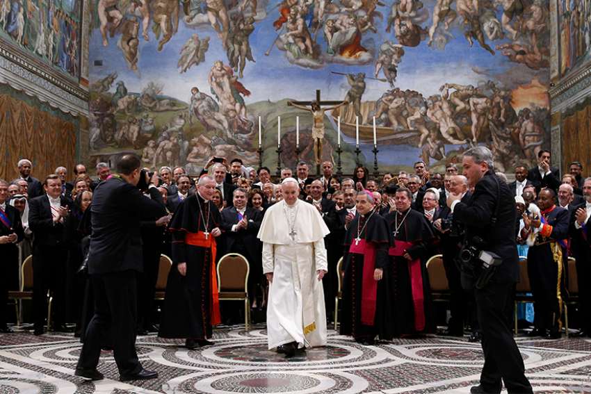 Pope to diplomats: World peace depends on right to life, disarmament