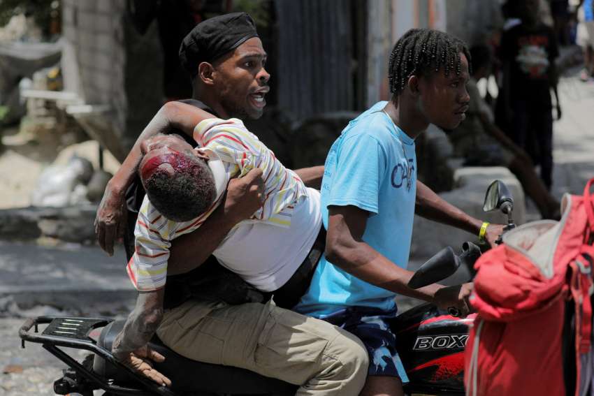 Armed men kidnap 6 nuns, others in Haitian capital of Port-au-Prince