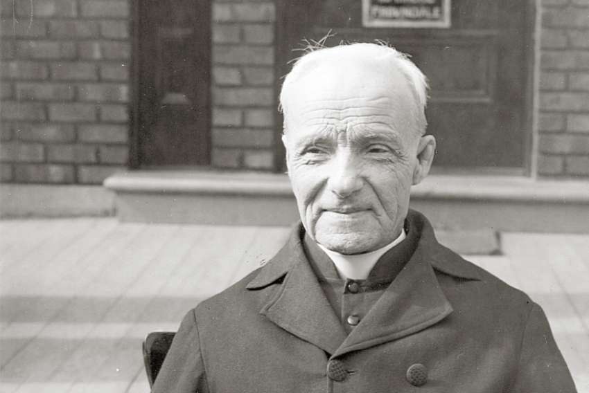 The Register Archives: Br. André’s healing miracles continue after death