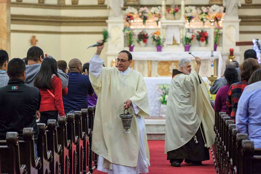 Roman Missal calls Easter Vigil 'mother of all vigils' for a reason