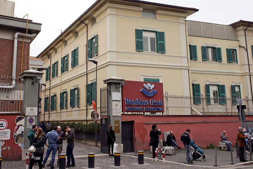 Trial begins for ex-Vatican officials accused of stealing hospital funds