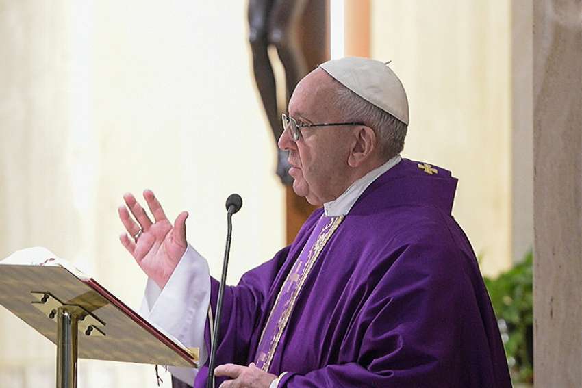 Don't hold grudges; forgiveness comes from forgiving others, Pope says