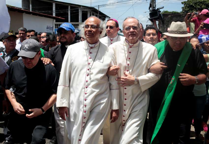 Bishops, journalists attacked at church in Nicaragua