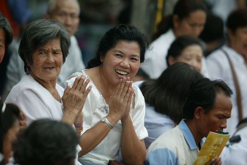 Highly religious people say they’re happier, too, survey finds