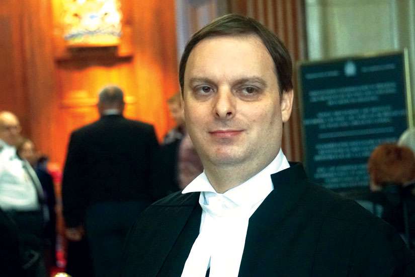 Constitutional lawyers debate limitations of euthanasia bill