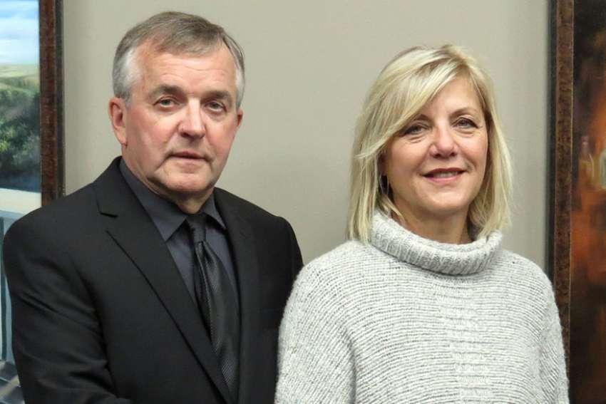 Saskatoon couple works to improve marriages, which need 'regular tuneups'