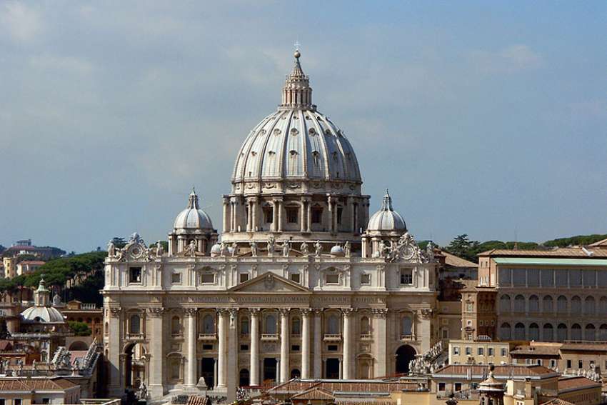 Despite 2015 deficit, progress made in implementing reforms, Vatican says