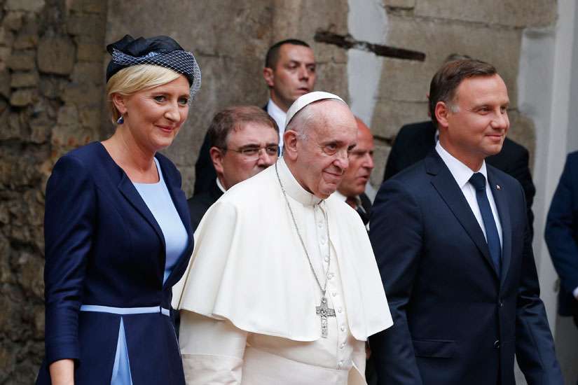 Pope urges Poles to value their memories, but be open to change
