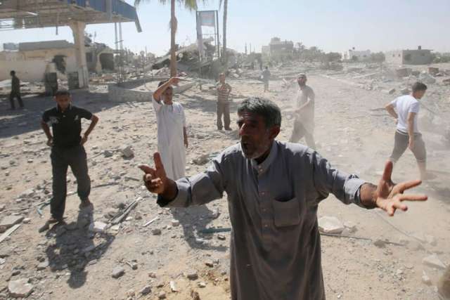 Gaza on 'brink of collapse'