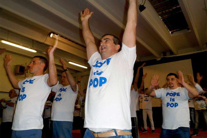 Italian prisoners honour Pope Francis with flash mob dance