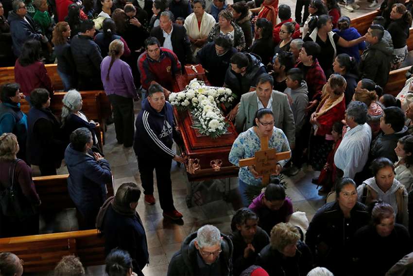 Mexican bishops pray, priests celebrate funerals after pipeline explosion