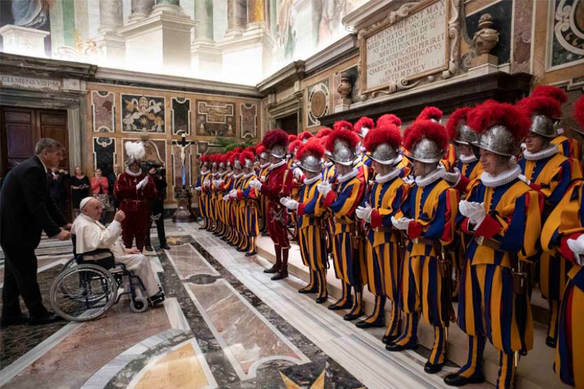 Pope Francis tells Swiss Guard that Vatican City State is proud of their presence