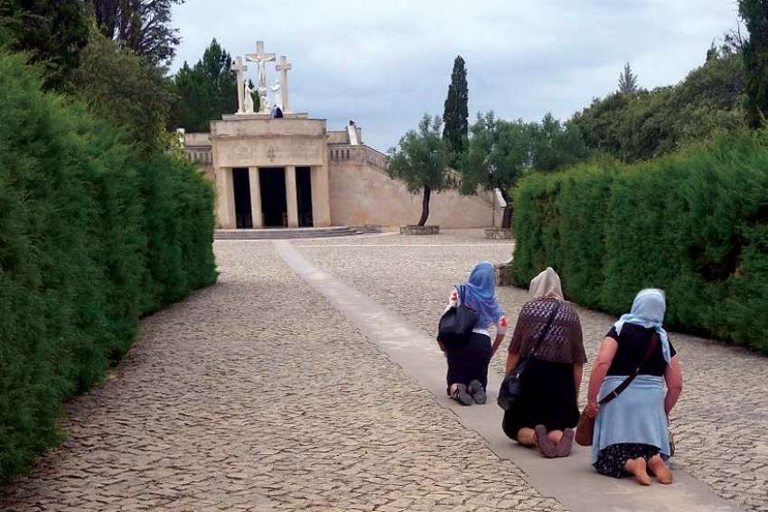 Rosary campaign offers hope for troubled times