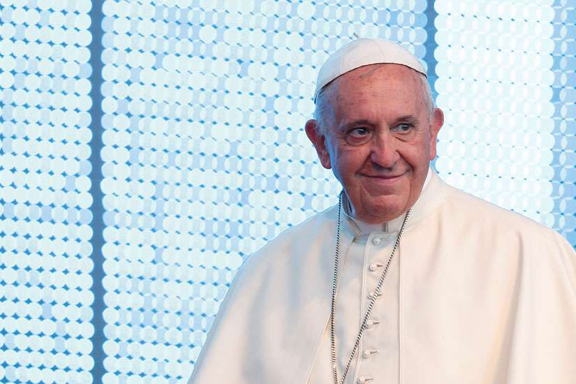 Pope Francis’ approval ratings fall in U.S.