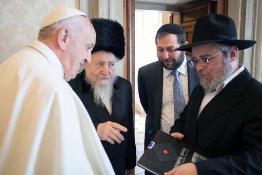 Pope Francis dances with Hasidic Jews at the Vatican