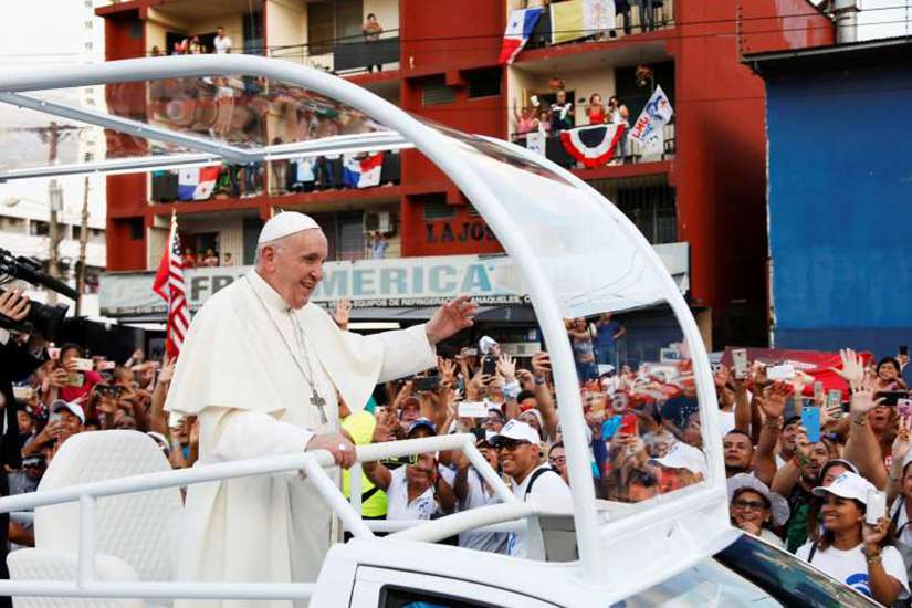 World Youth Day pilgrims line streets to greet Pope
