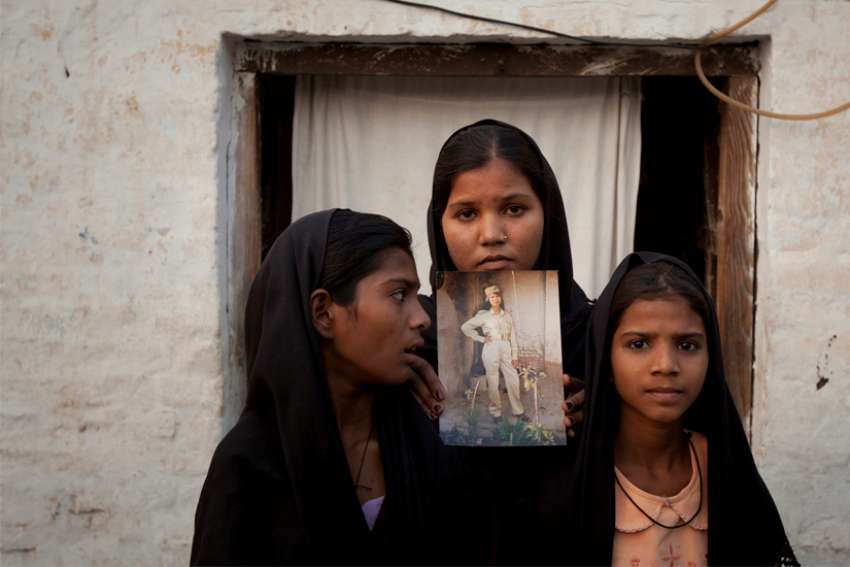 Asia Bibi: People must help Pakistanis falsely accused of blasphemy