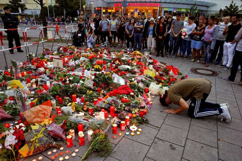 Munich, Kabul attacks are call to pray for peace, Pope says