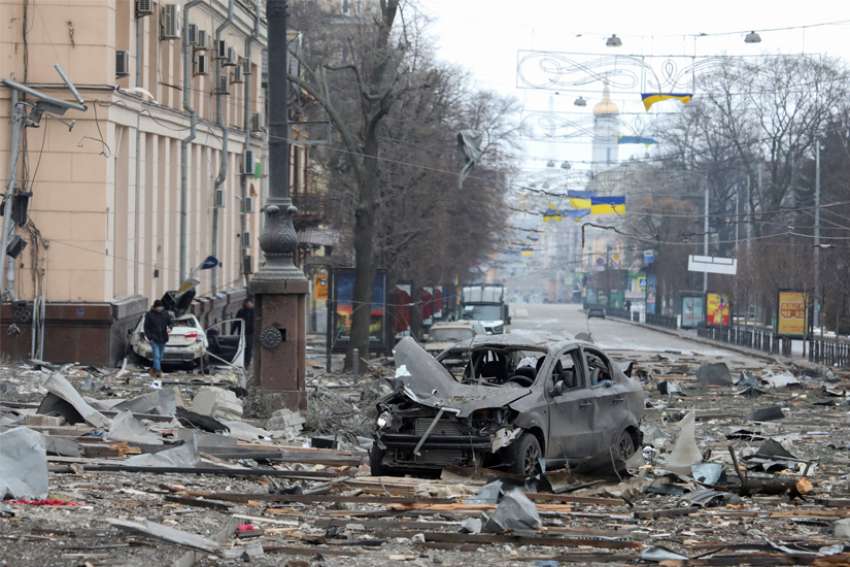 Cardinal: Vatican looking at implications of possible papal visit to Kyiv