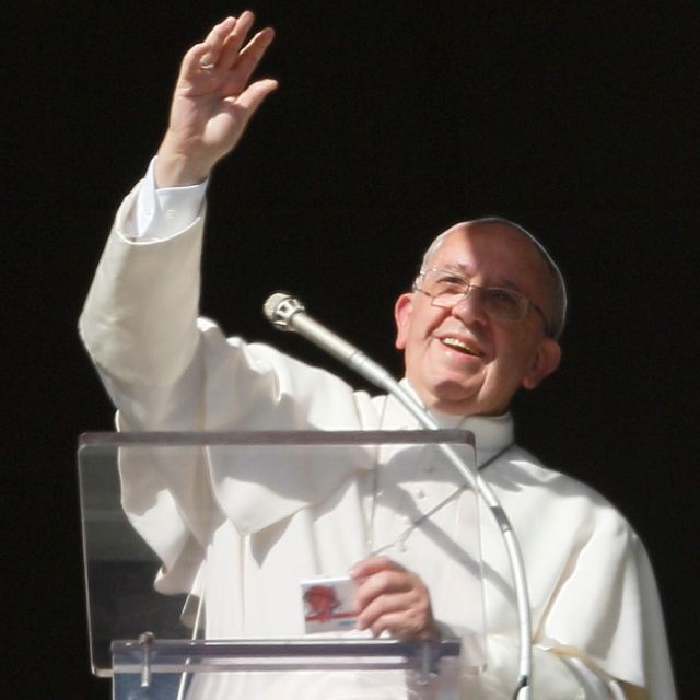 Pope Francis' first apostolic exhortation to be published Nov. 26 