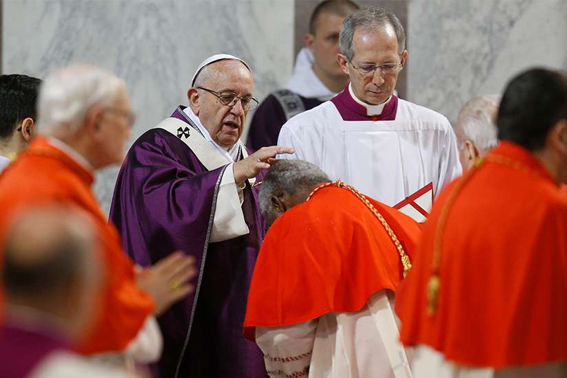 Lent is time to notice God's work, receive God's mercy, Pope says