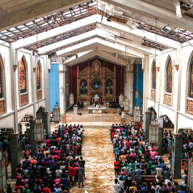 Filipinos’ solidarity inspiring in aftermath of Typhoon Haiyan