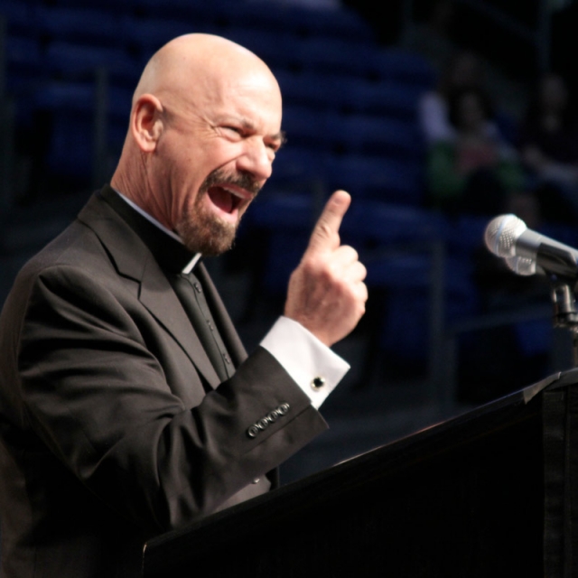 Order accuses Fr. Corapi of sexual, financial wrongdoing, falsehoods 