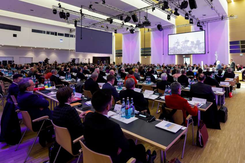 Resolutions of German Synodal Assembly support laity to preach at Mass, church blessings of same-sex couples