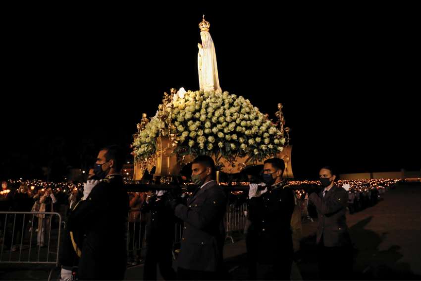 Catholic youth keep Fatima message alive