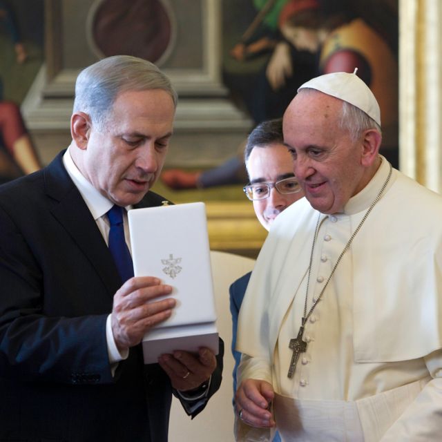 Pope meet with Israel's Netanyahu, discusses Middle East peace 