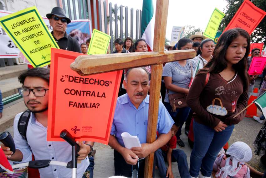 Law passed in Oaxaca, Mexico decriminalizing abortion