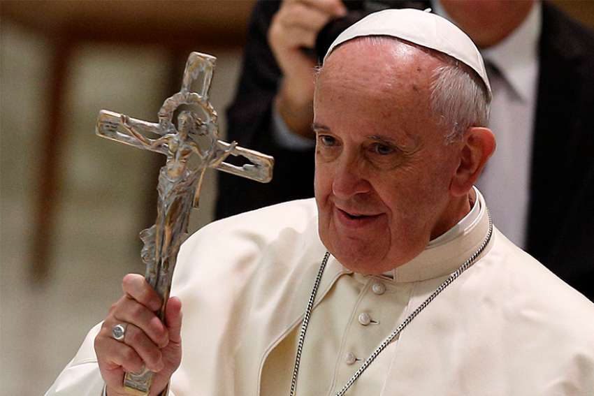 The crucifix is for contemplation, not decoration, says Pope