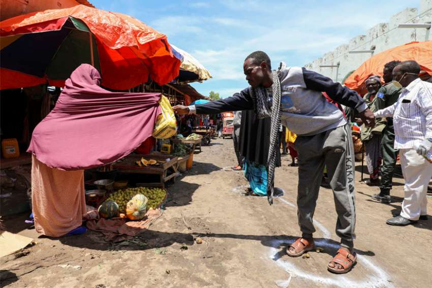 Corruption in Somalia complicates aid during pandemic