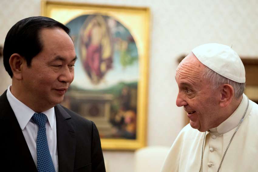 Pope welcomes Vietnamese president to Vatican