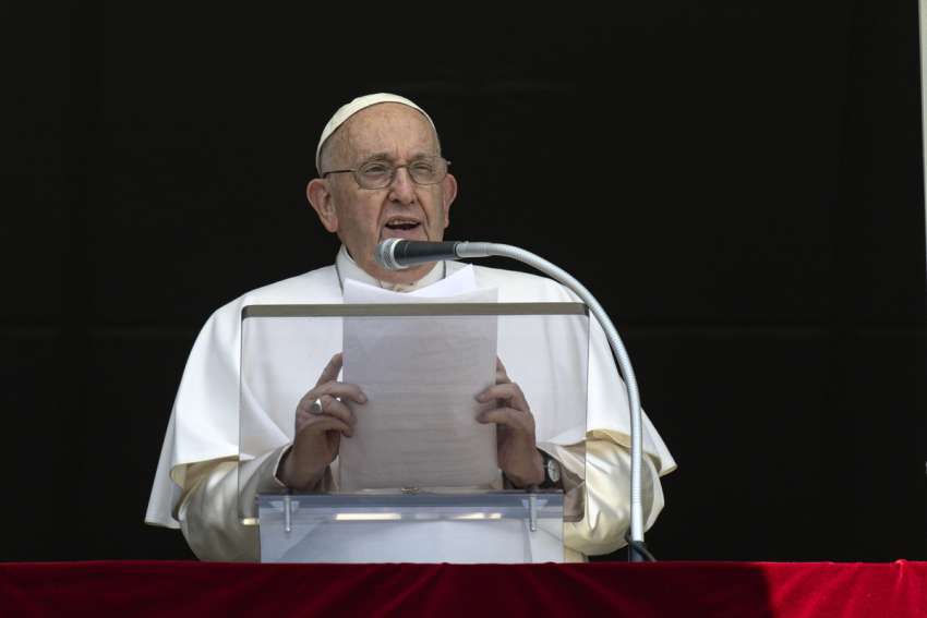 Pope Francis names 21 new cardinals