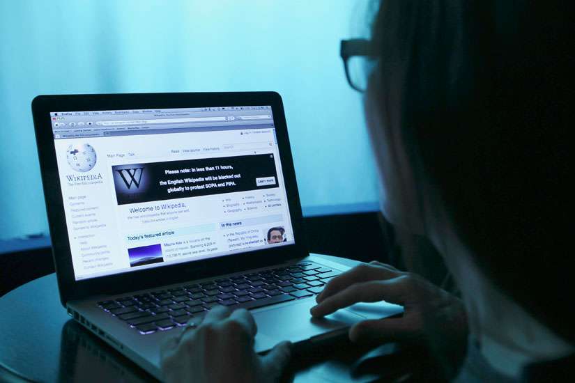 Cyberslums where online abusers prowl need pastoral care, say speakers