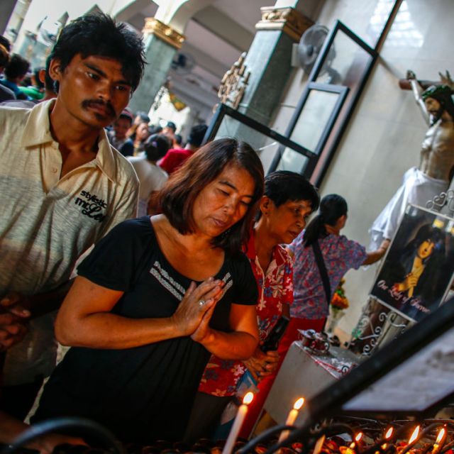 Small acts of kindness ease hardships typhoon survivors face 