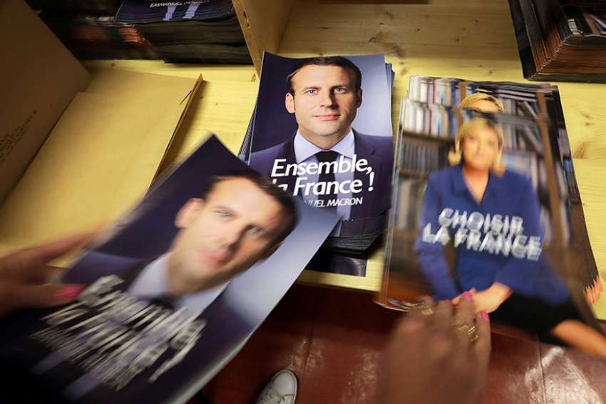 French Church remains reserved in election while other groups endorse Macron